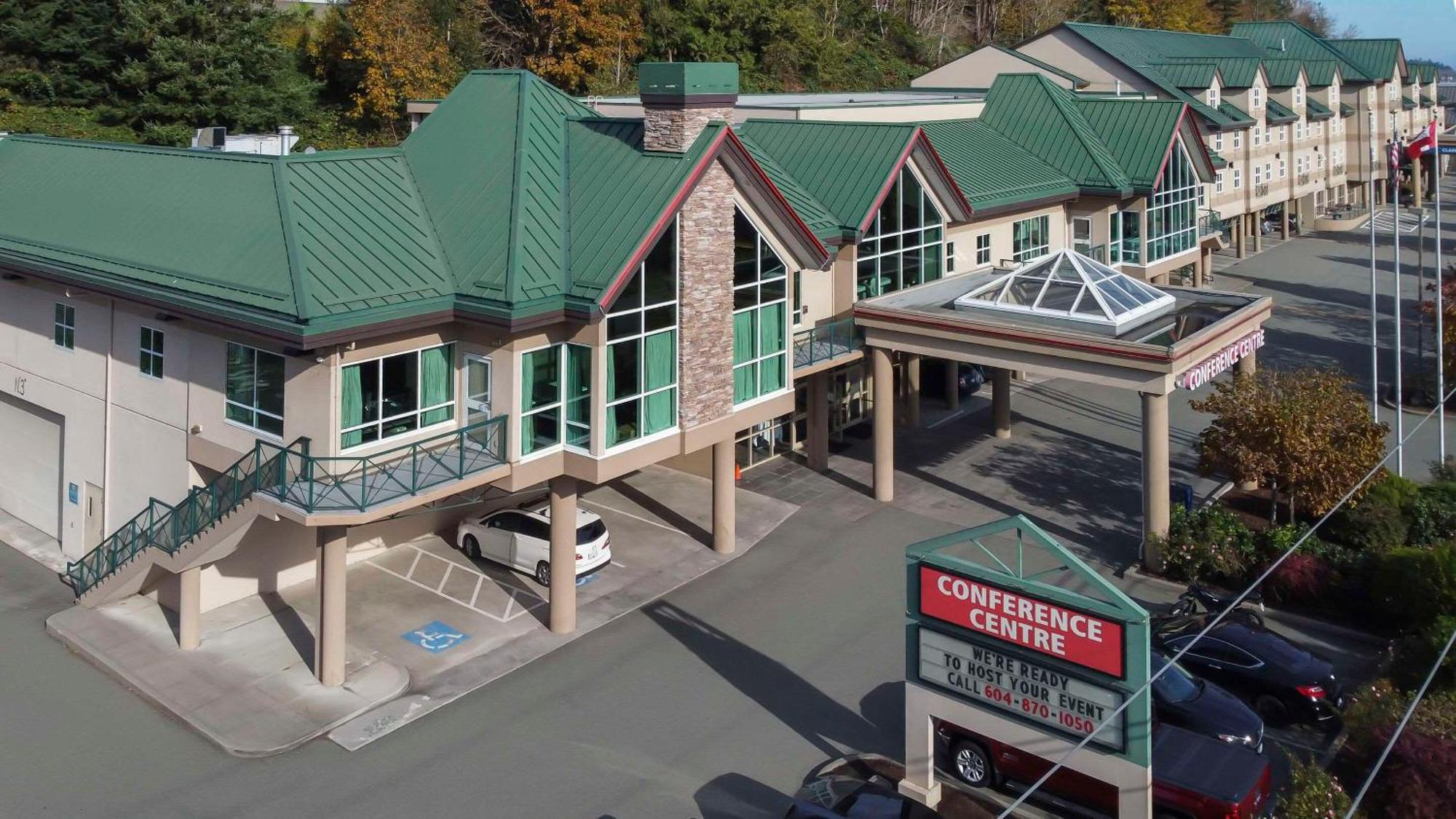 Clarion Hotel & Conference Centre Abbotsford Exterior foto