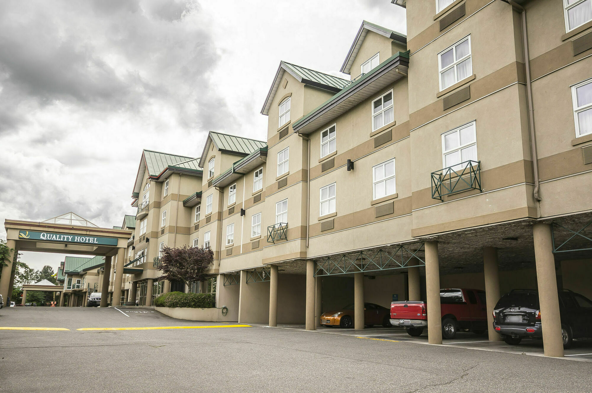 Clarion Hotel & Conference Centre Abbotsford Exterior foto